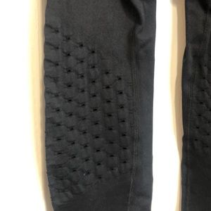 Athleta black high waisted yoga capris